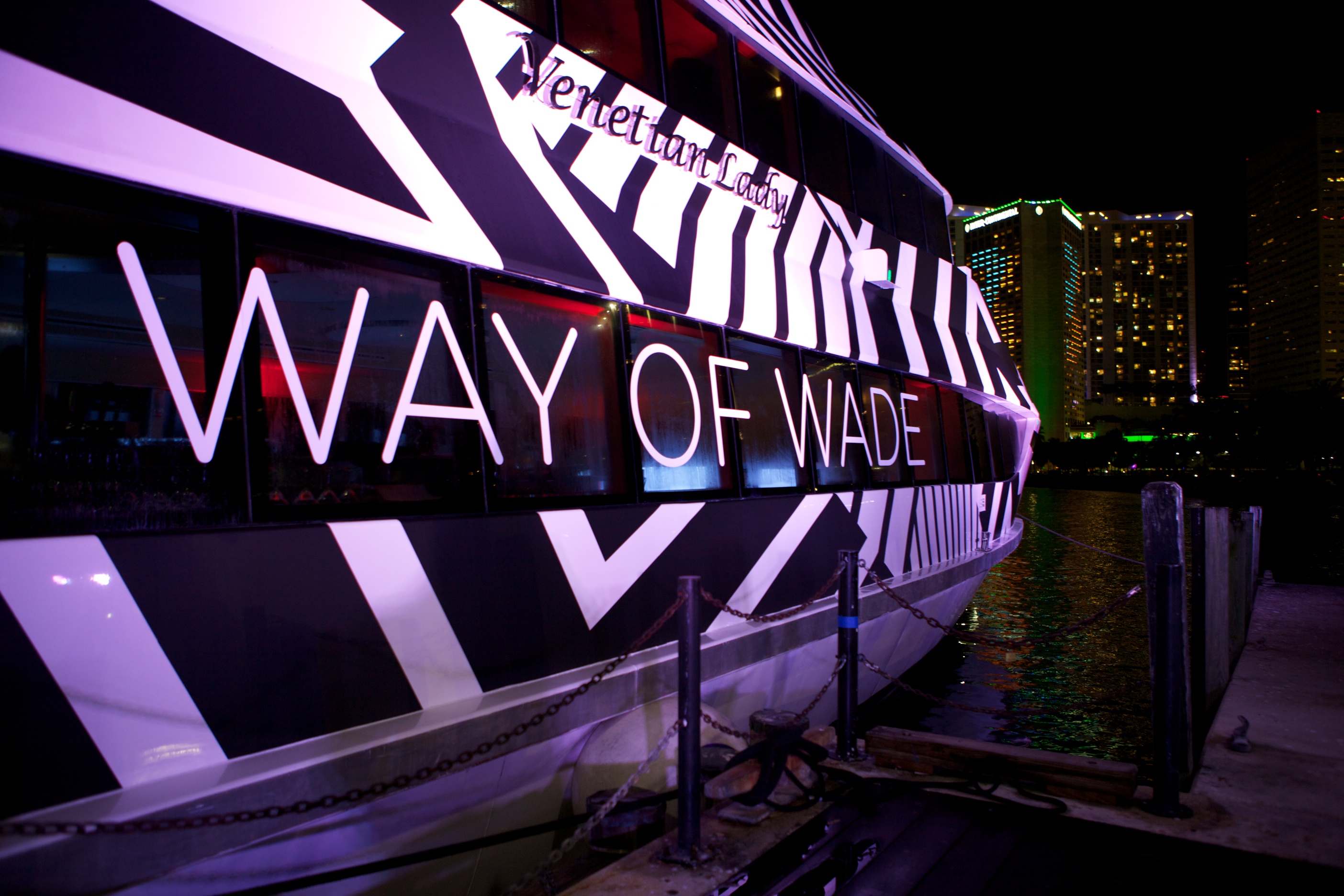 D-Wade 32nd Bday Party with  Li-Ning's Rock the Boat.